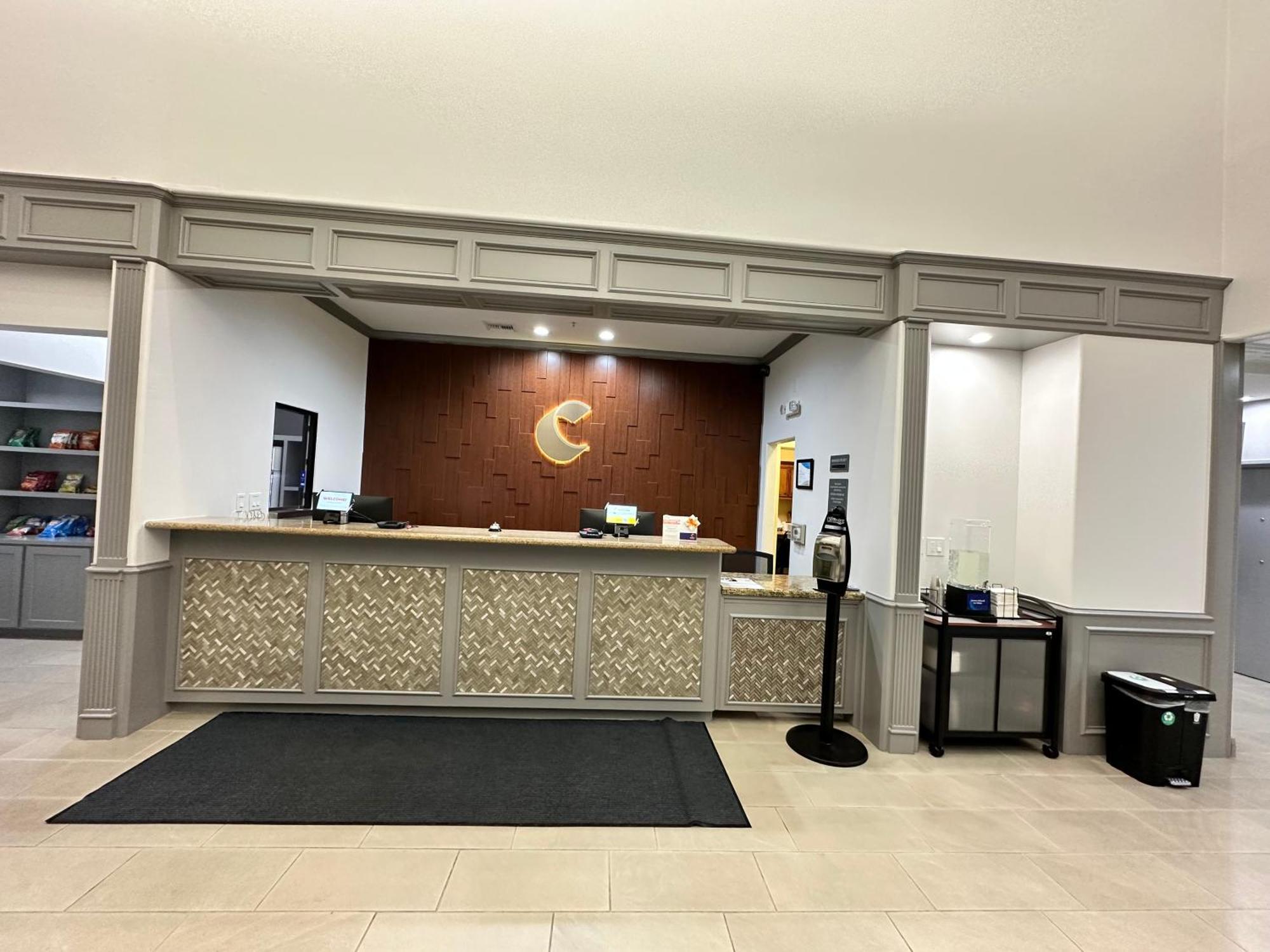 Best Western Plus Schulenburg Inn & Suites Esterno foto